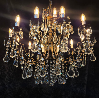 Fabulous Large Vintage Italian 12 Arm 18 Light Brass Crystal Leaf Chandelier