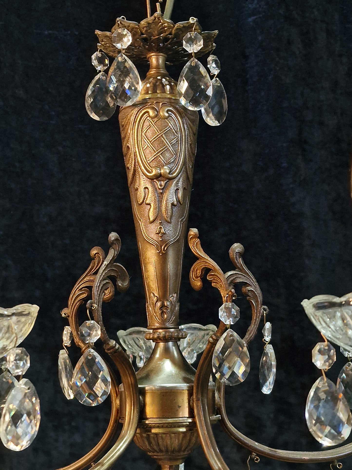 Lovely Elegant Vintage Italian 5 Arm Brass Crystal Chandelier Ceiling Light