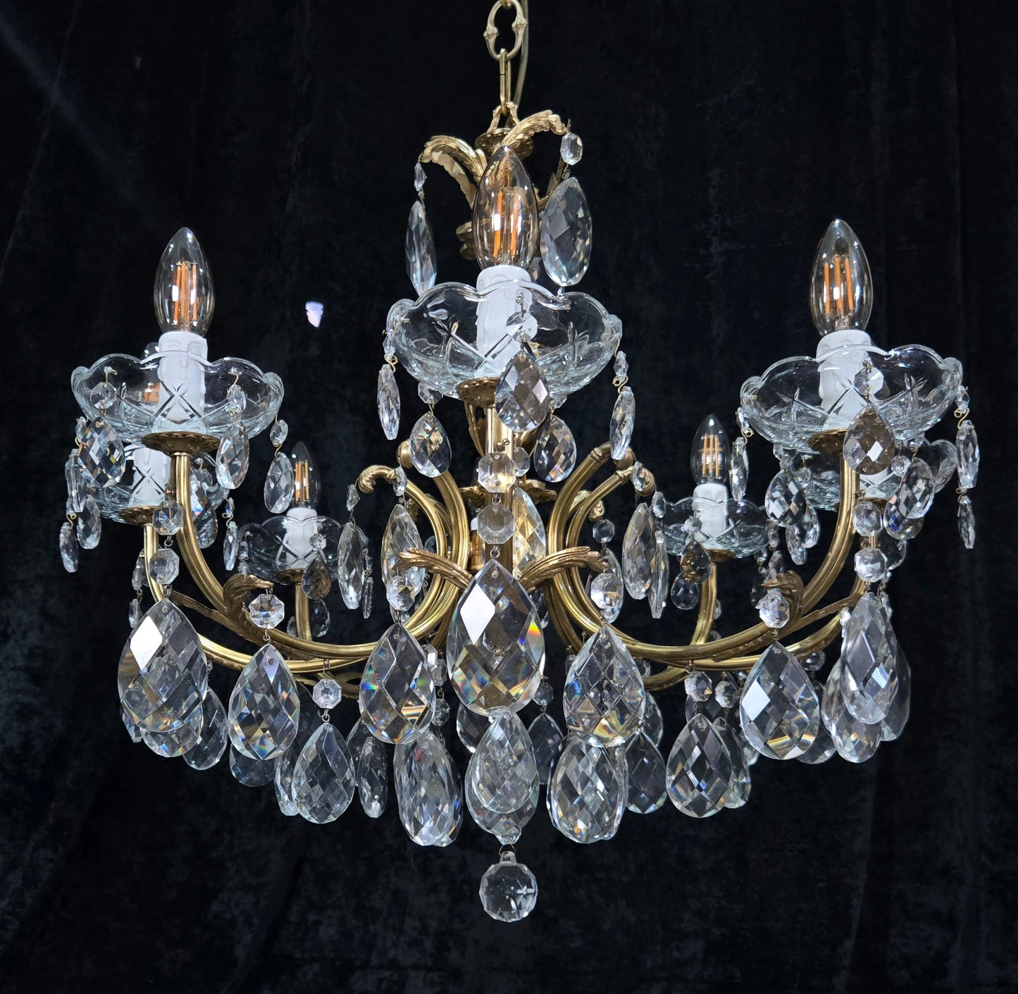 Beautiful Vintage Italian 8 Arm Brass Crystal Leaf Chandelier Ceiling Light