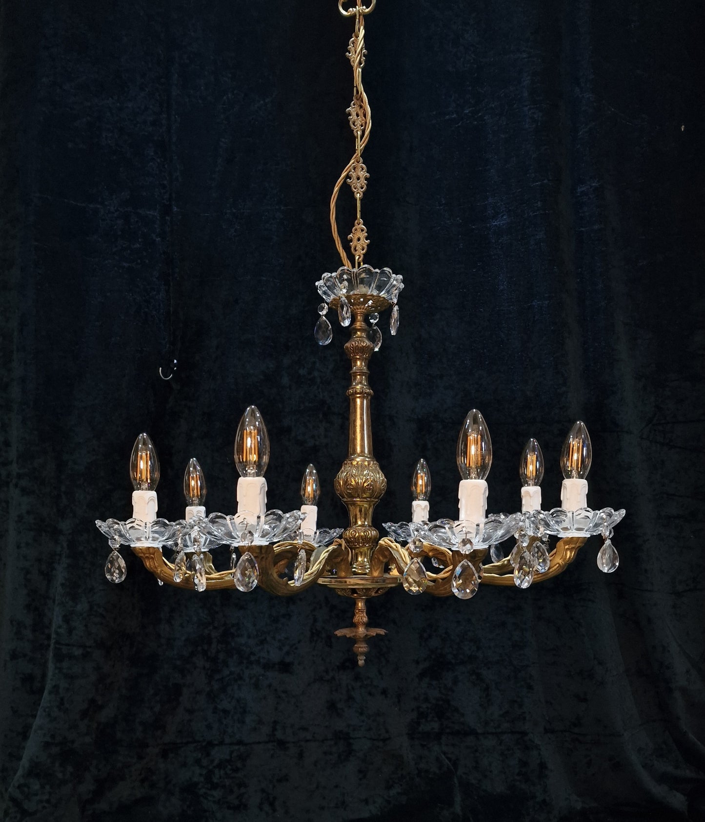 Gorgeous Vintage French Heavy Brass 8 Arm Crystal Chandelier Ceiling Light