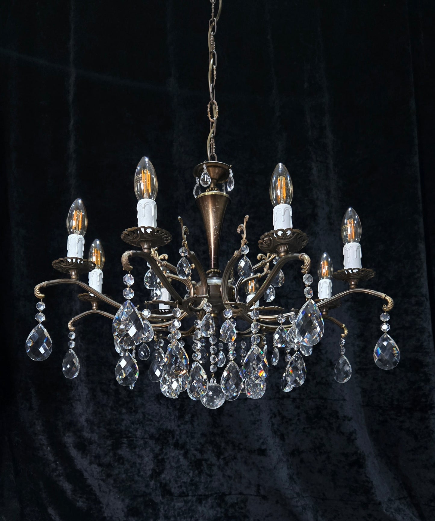 Gorgeous Vintage Italian 8 Arm Crystal Brass Leaf Chandelier Ceiling Light