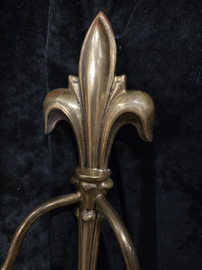Decorative Pair Antique French Fleur De Lis Brass 2 Arm Candle Wall Lights