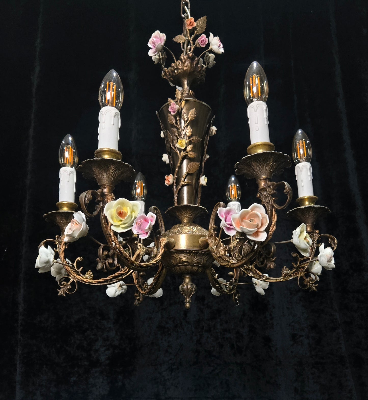 Fabulous Vintage Italian 6 Arm Brass Florentine Flower Roses Chandelier Light