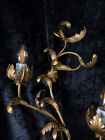 Beautiful Large Vintage Italian 3 Light Gilded Toleware Florentine Sconce Light