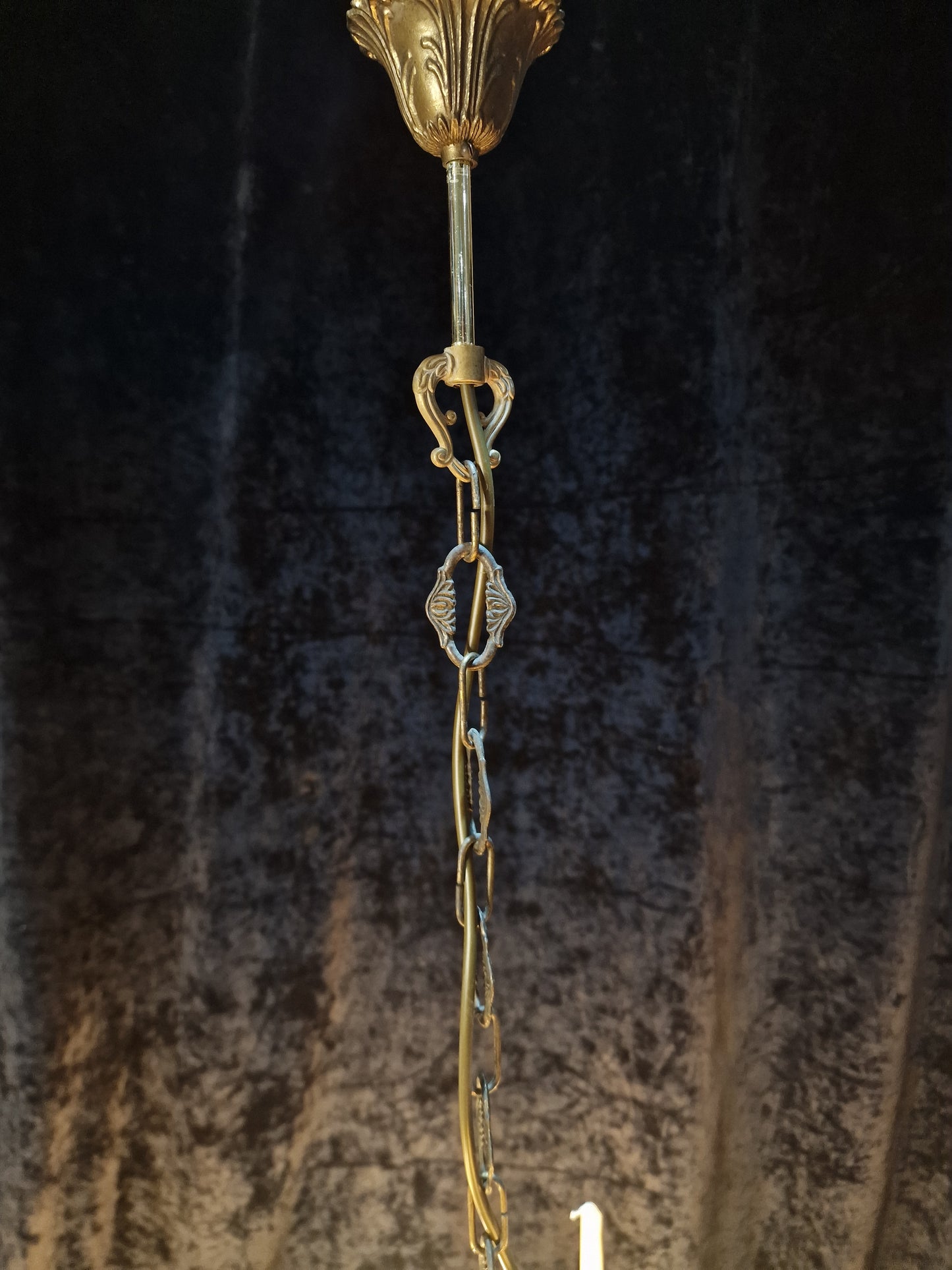 Decorative Vintage Italian Brass Cherub 8 Arm 4 Candle Chandelier Ceiling Light