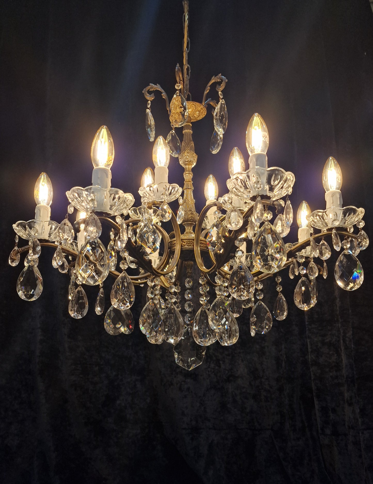 Fabulous Vintage Italian 8 Arm 12 Light 2 Tier Crystal Brass Leaf Chandelier