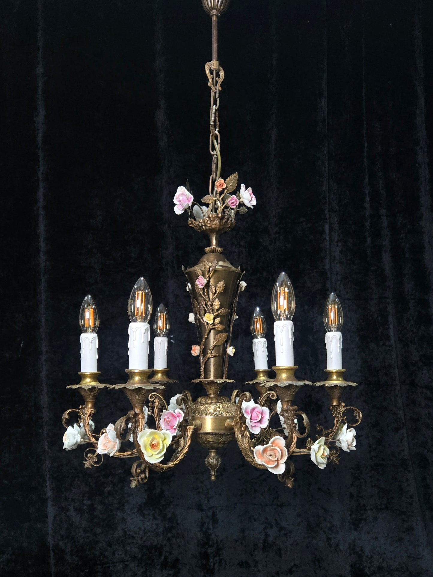 Fabulous Vintage Italian 6 Arm Brass Florentine Flower Roses Chandelier Light