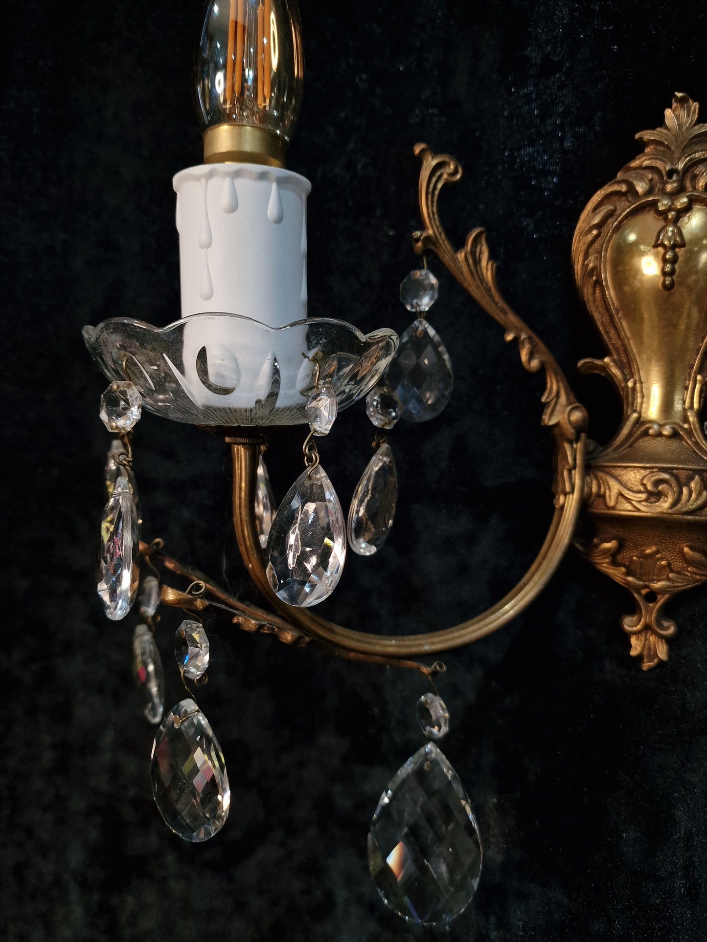 Lovely Pair of Vintage French Leaf Brass Crystal 2 Arm Wall Lights Sconces