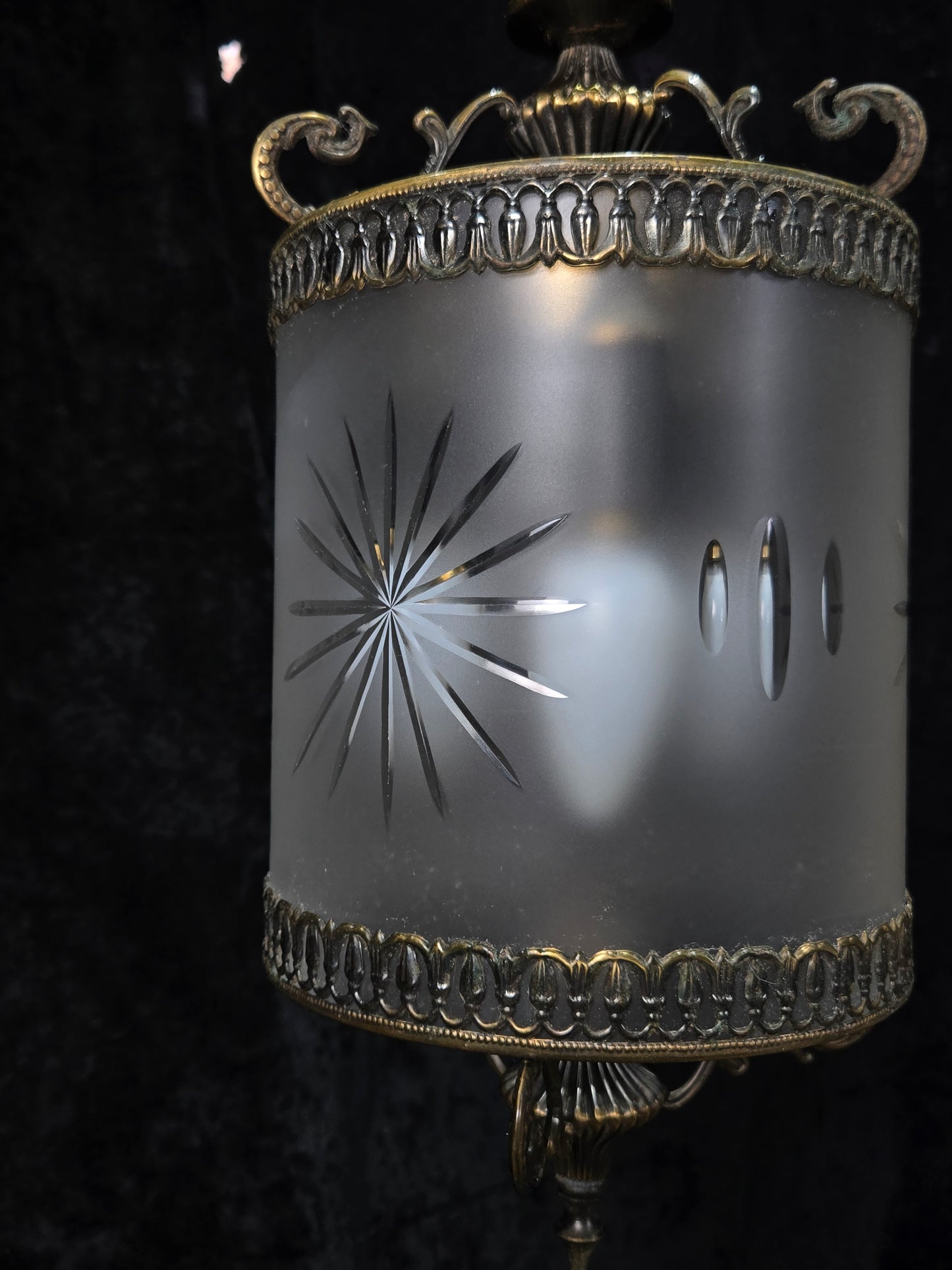 Elegant Vintage Italian Cylinder Cut Glass Starburst Brass 3 Light Lantern
