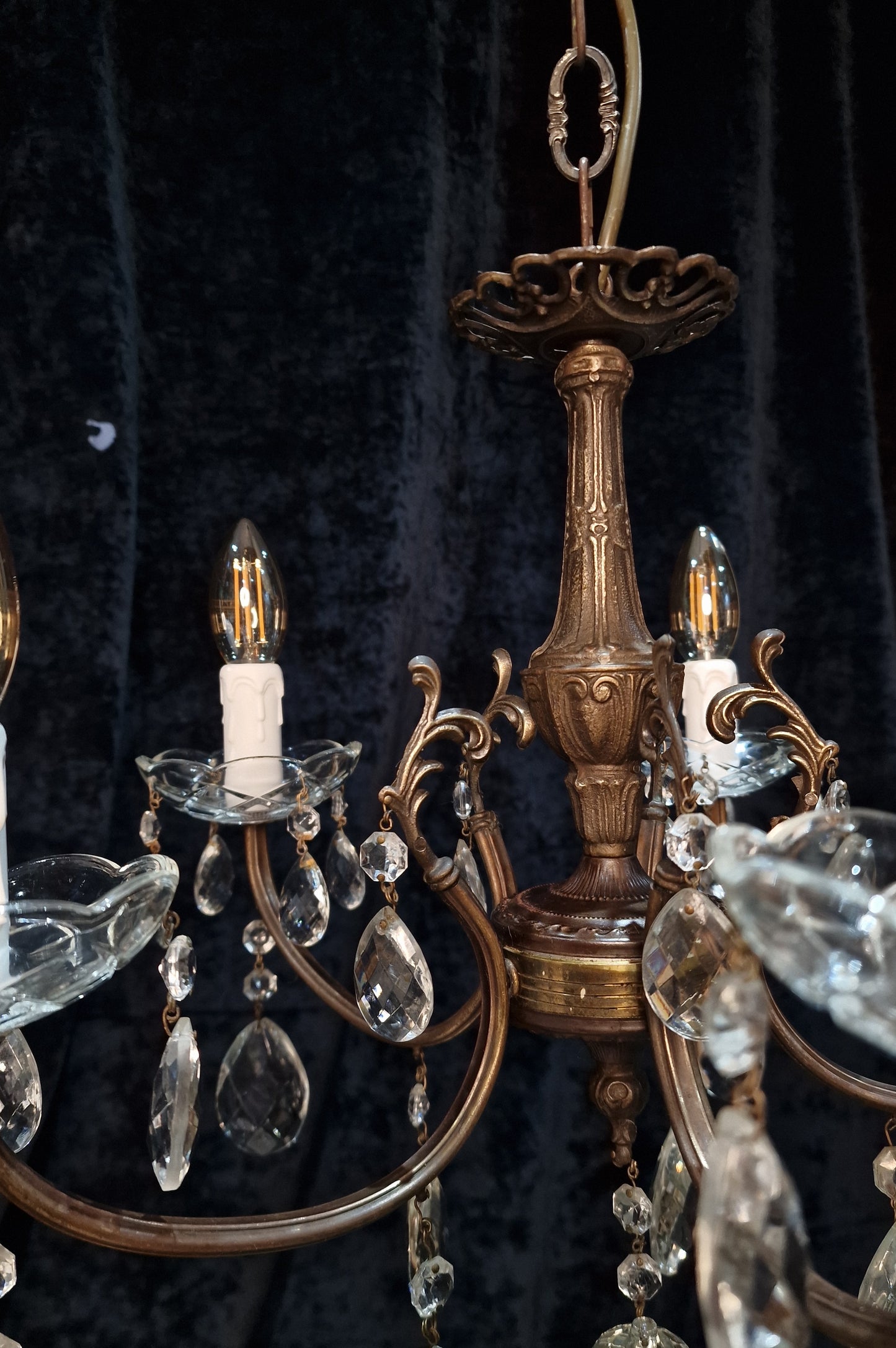 Lovely Elegant Vintage Italian 5 Arm Brass Crystal Chandelier Ceiling Light