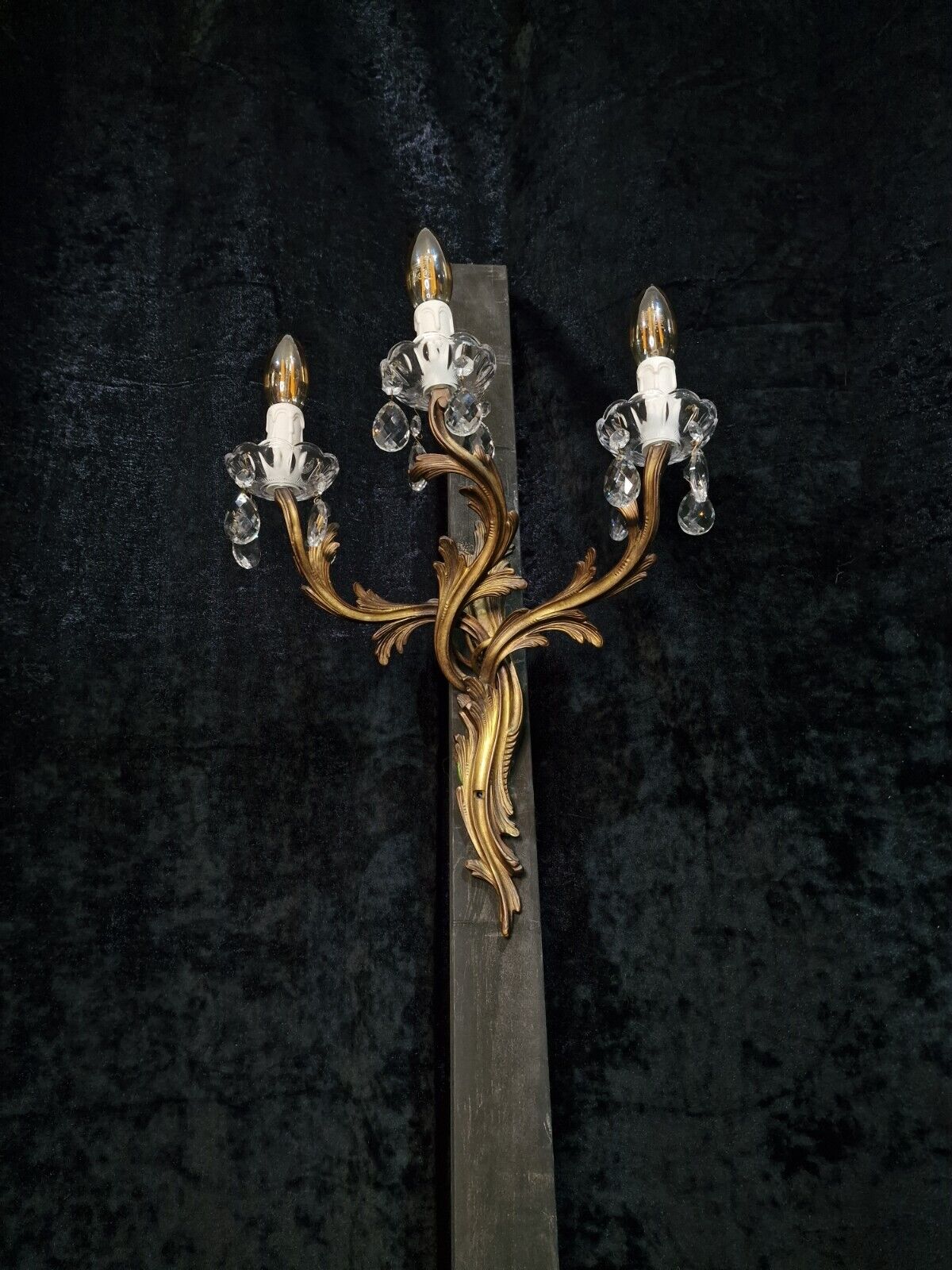 Stunning Large Antique French Singular 3 Arm Crystal Brass Wall Light Sconce