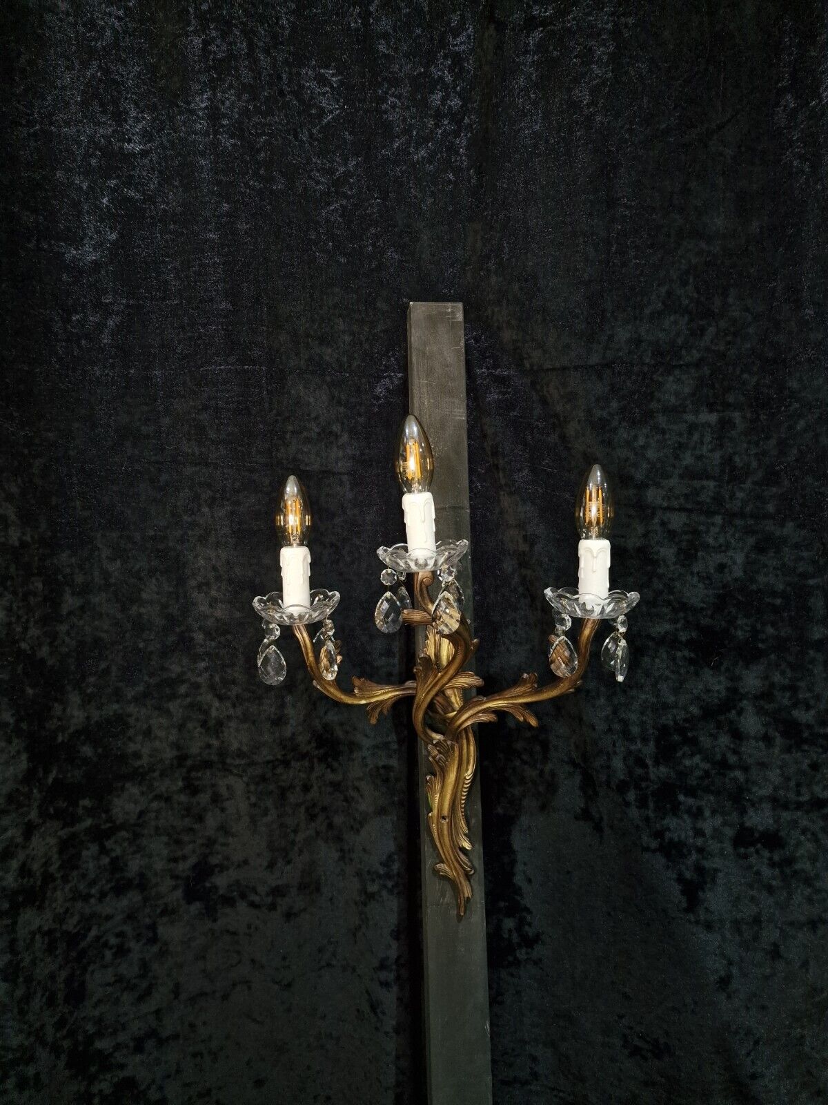 Stunning Large Antique French Singular 3 Arm Crystal Brass Wall Light Sconce