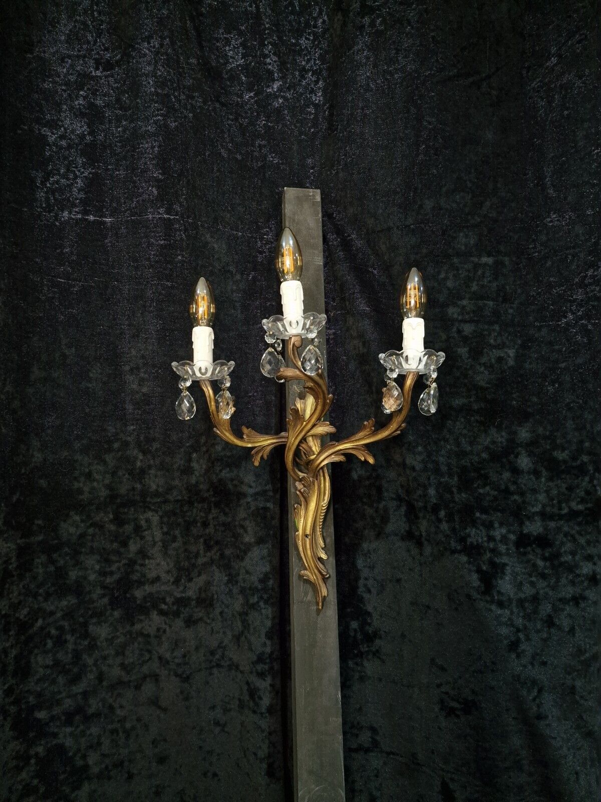 Stunning Large Antique French Singular 3 Arm Crystal Brass Wall Light Sconce