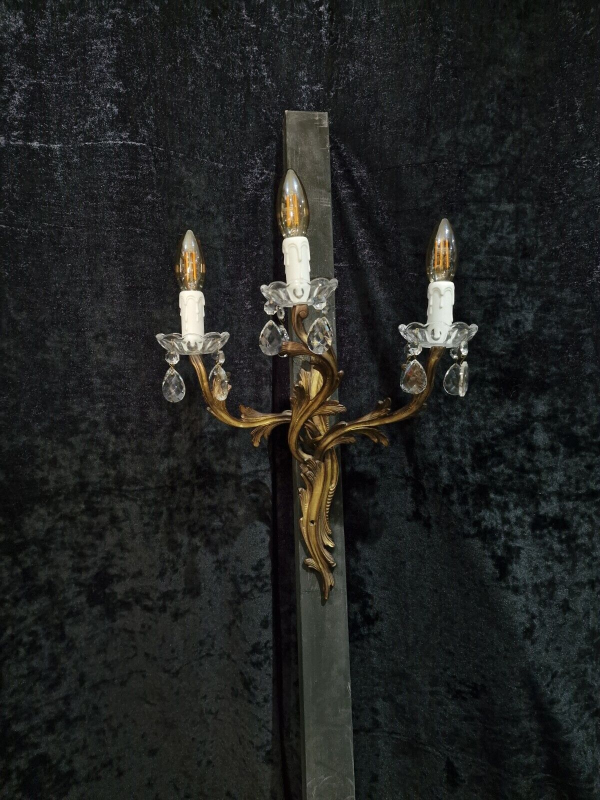 Stunning Large Antique French Singular 3 Arm Crystal Brass Wall Light Sconce