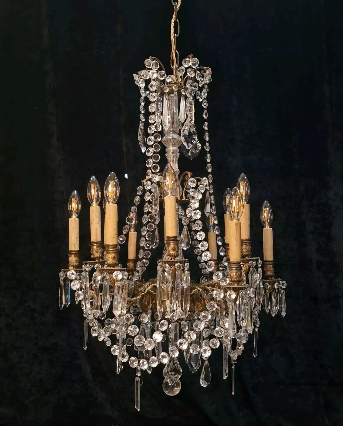 Exquisite Large Heavy 12 Arm Antique French 1900s Crystal Solid Brass Chandelier